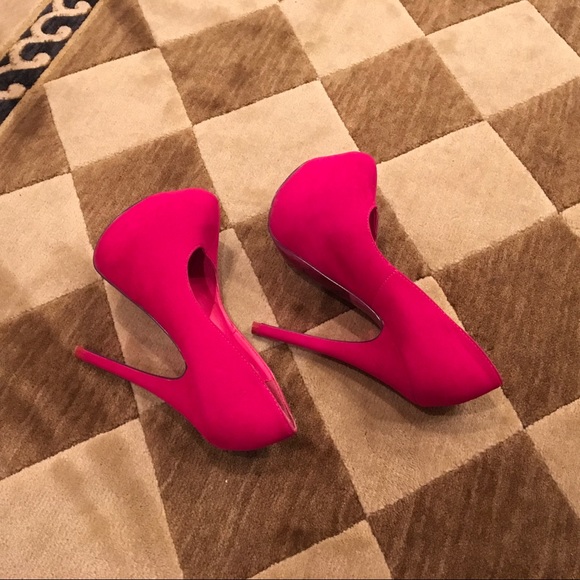 Super sexy Shiekh Raspberry pumps - Picture 4 of 7